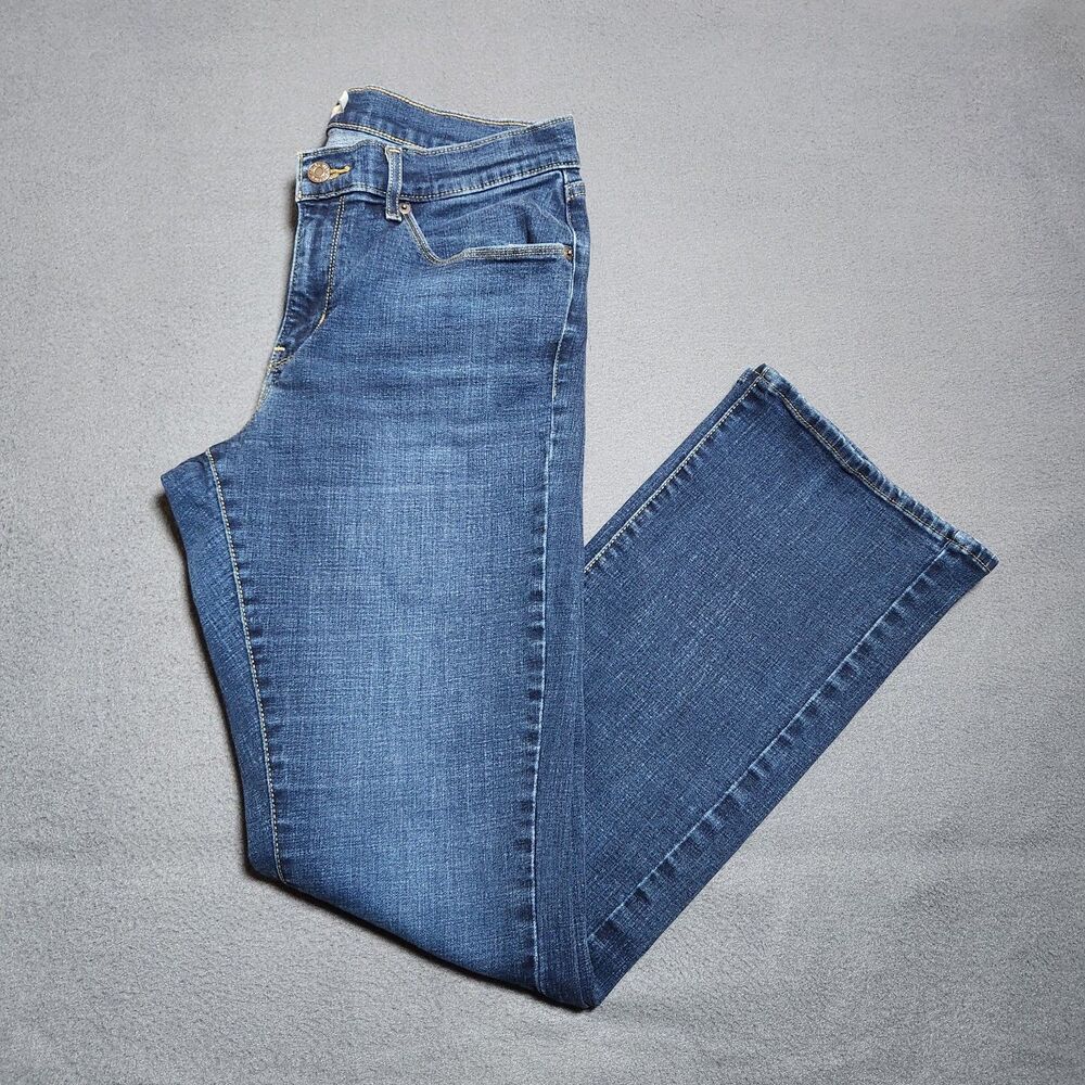 Levi's Jeans Women 12 Dark Wash Mid Rise Classic Bootcut